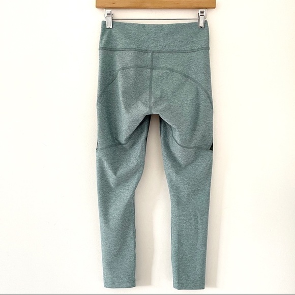 Outdoor Voices 3/4 Two-tone Panel Leggings Small - Picture 8 of 12